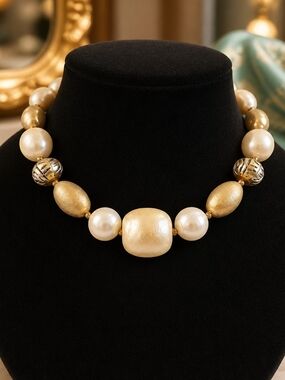 Elegant Gold and Faux Pearl Statement Necklace